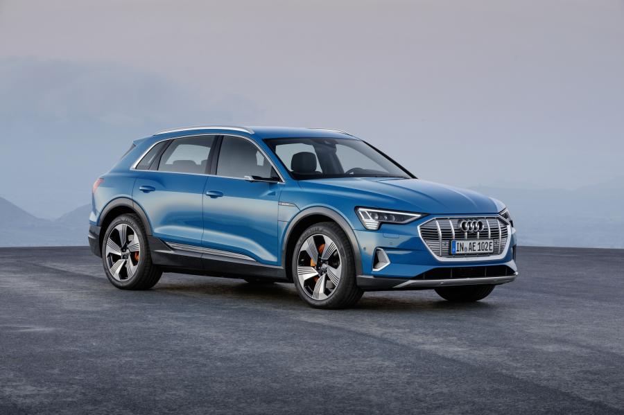  Audi e-tron 55 Quattro 2019 года  (WW) (фото 20 из 452)